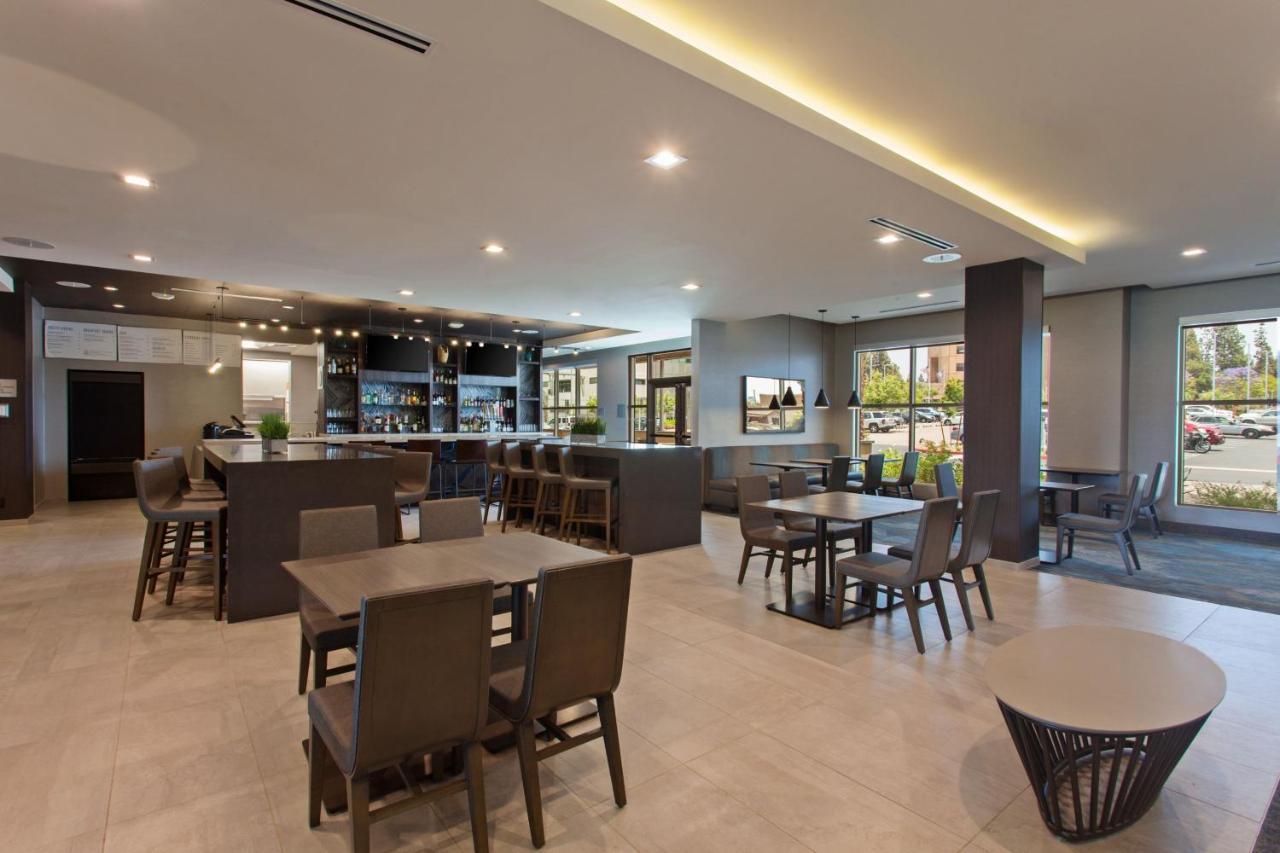 Hotel Courtyard By Marriott San Diego